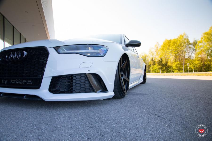 Детали экстерьера Audi RS6 Avant on Vossen Wheels (GNS-1) 2019 года  (фото 15 из 24)